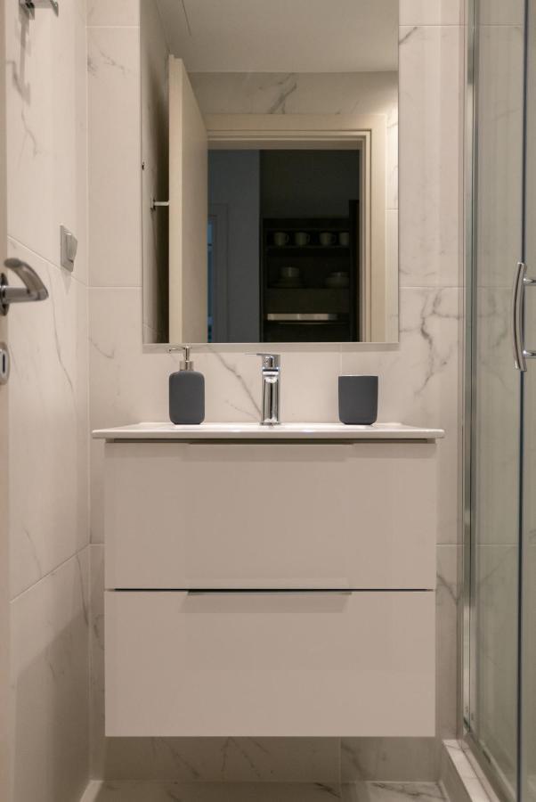 A14 Sunny & Chic 2Room Apartment Near Plaka & Parthenon Athens Luaran gambar